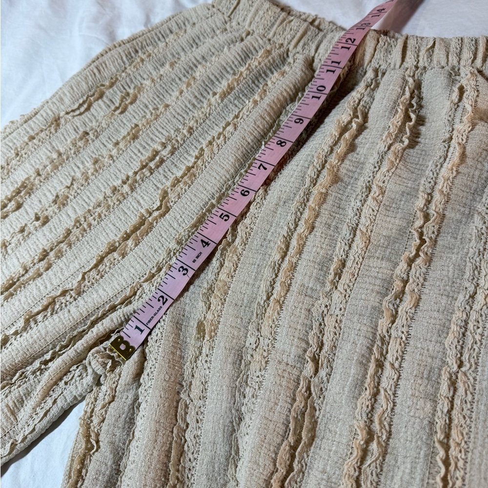 Women's Cream Textured Pants & Top Set - Picture 10 of 13